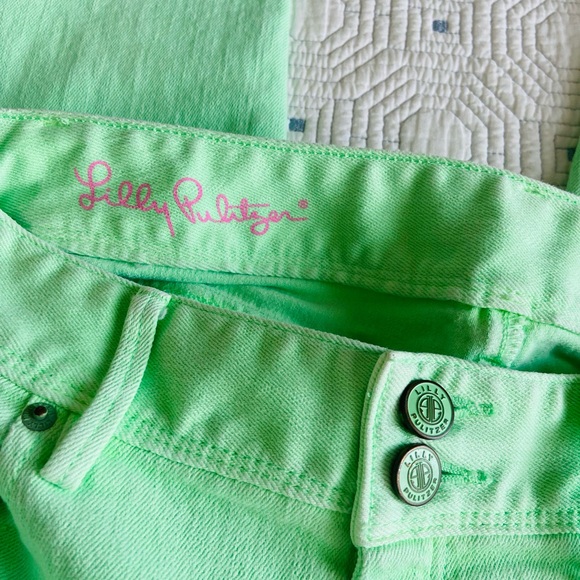 Lilly Pulitzer skinny jeans- low waist, back pockets, bottom zippers - Picture 4 of 9